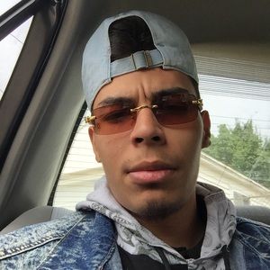 Meet your Posher, Cornel